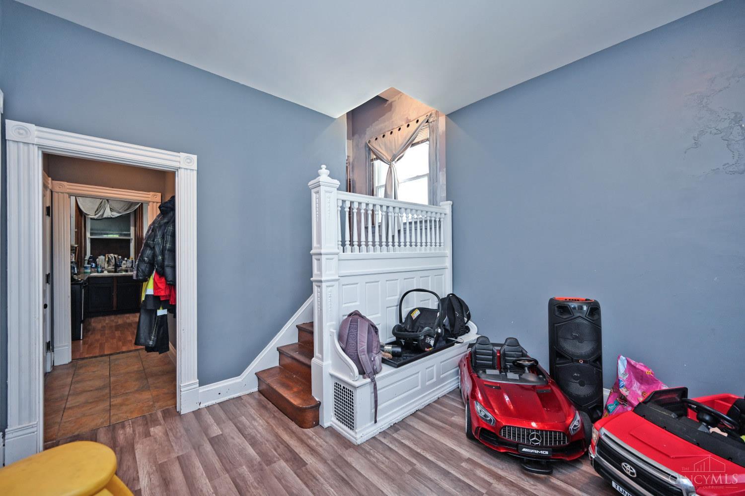 935 Woodlawn Avenue, Cincinnati, OH, 45205 — photo 5