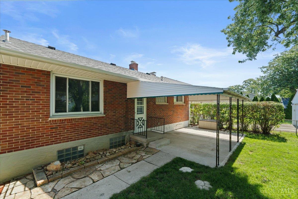7823 Greenbriar Lane, Madeira, OH, 45243 — photo 30