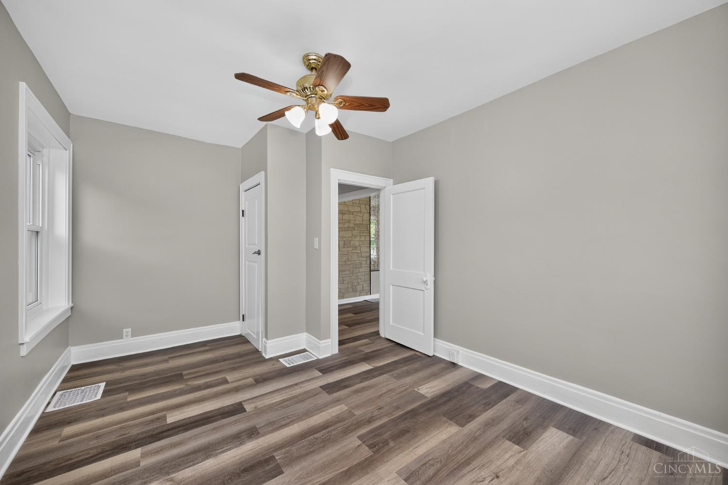 904 Locust Corner Road, Pierce Twp, OH, 45245 — photo 11