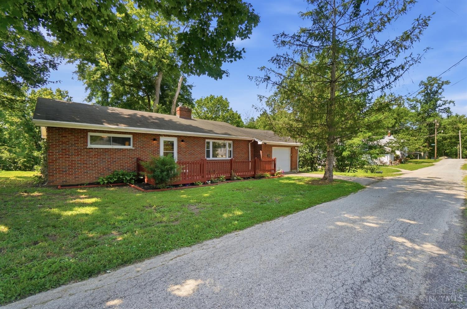 417 Davis Lane, Bethel, OH, 45106