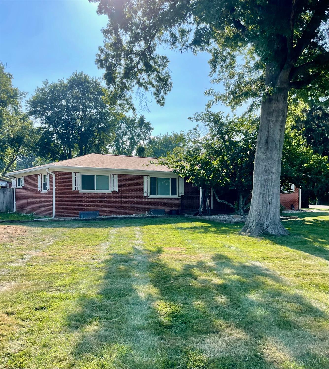 5621 Garrett Drive, Miami Twp, OH, 45150 — photo 3