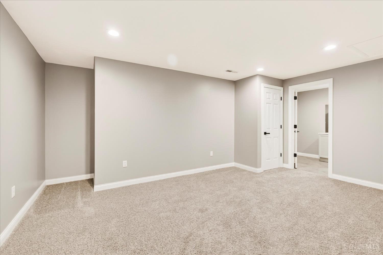 106 Rainbow Court, Hillsboro, OH, 45133 — photo 52