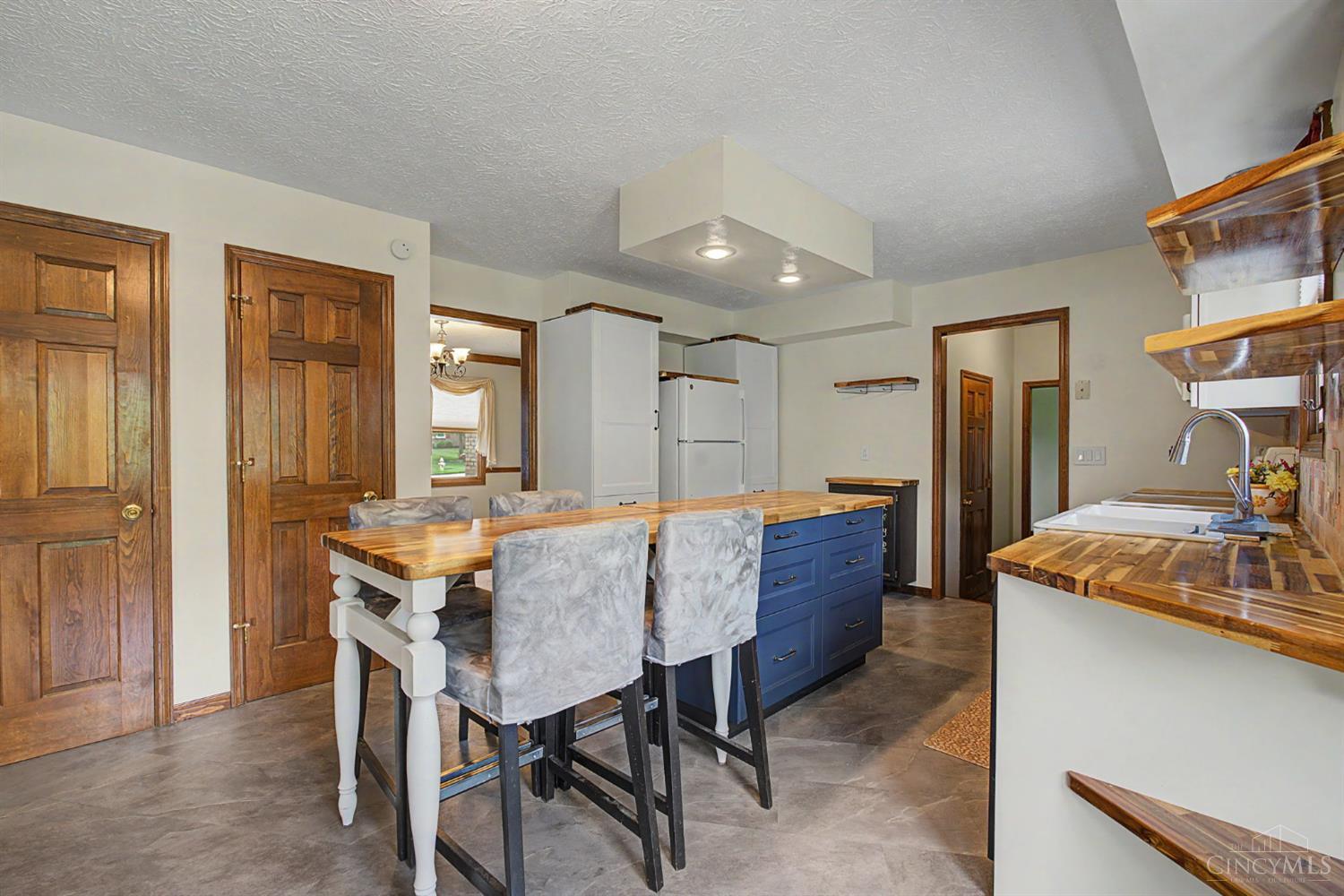 8295 Beckett Station Drive, West Chester, OH, 45069 — photo 13