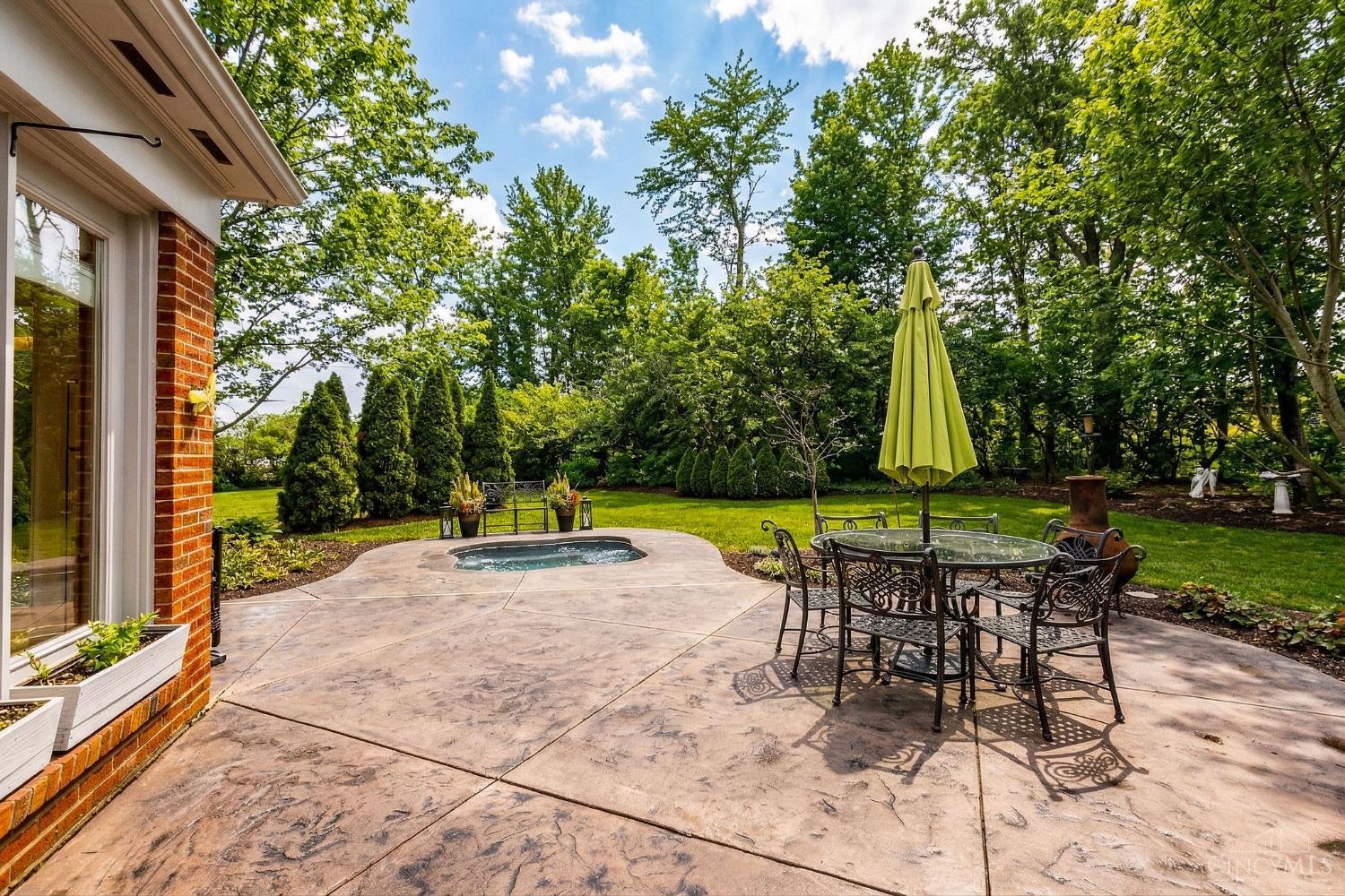 8067 Hunters Ridge Drive, West Chester, OH, 45069 — photo 8