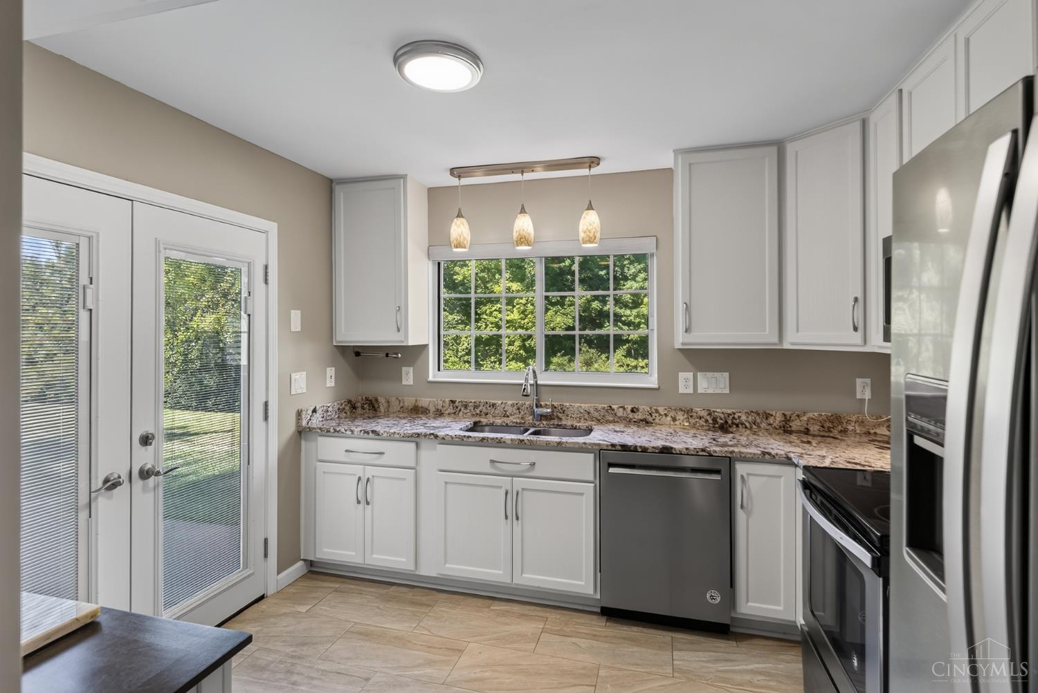 5574 Regimental PL, Cincinnati, OH, 45239 — photo 18