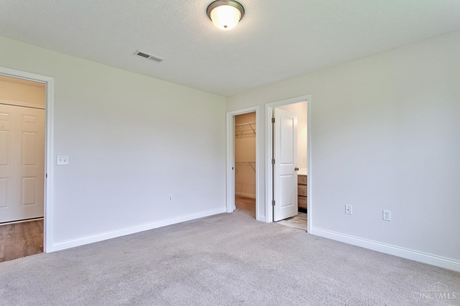 150 Choctaw Drive, Franklin Twp, OH, 45171 — photo 8