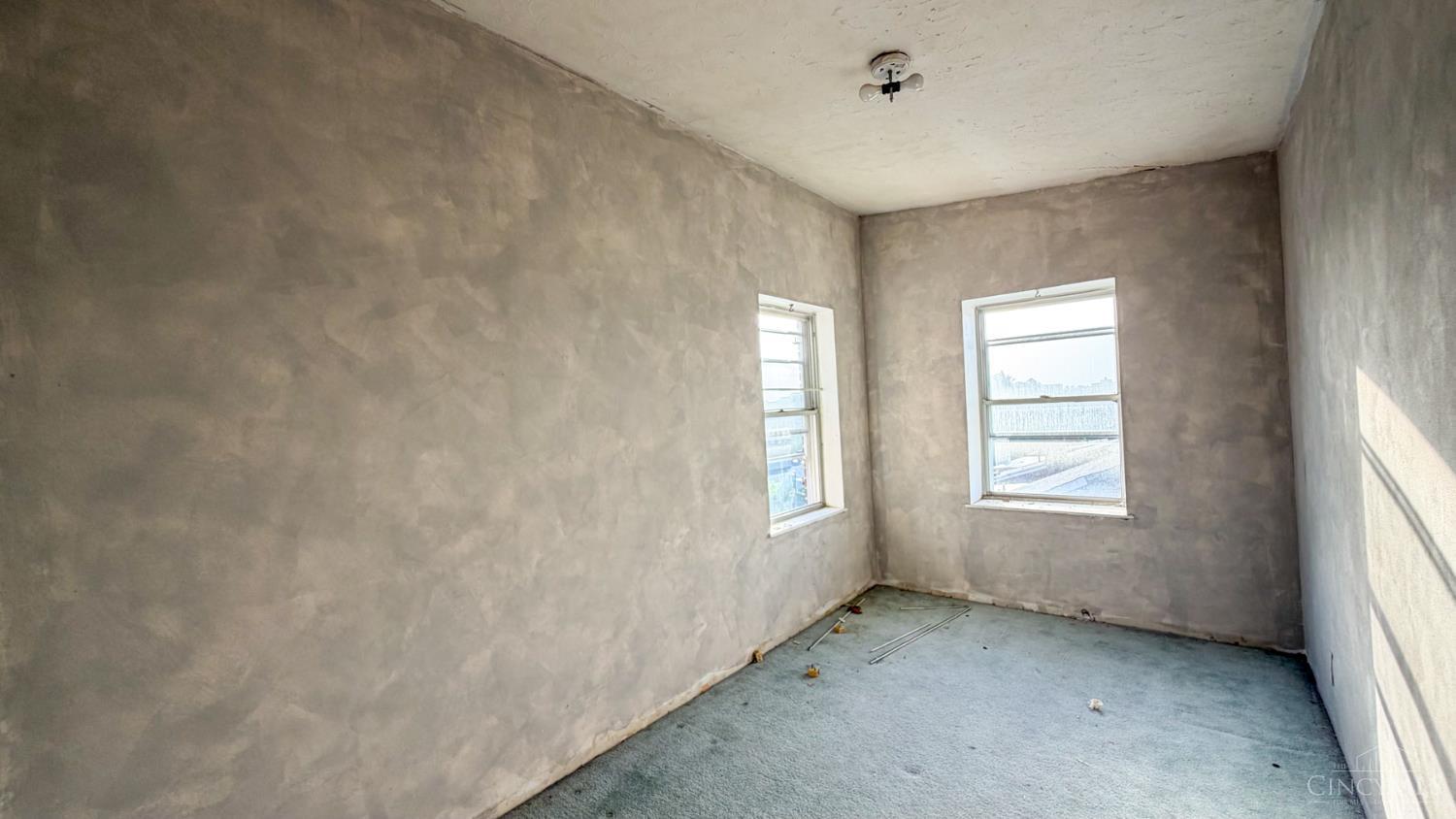 24 University Avenue, Cincinnati, OH, 45219 — photo 62