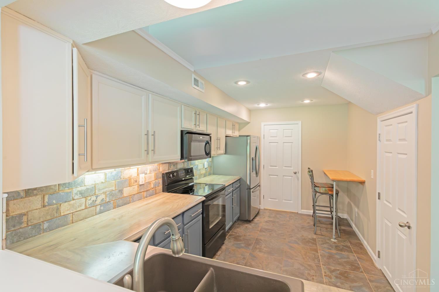 2035 Commons Circle Drive #3C, Batavia Twp, OH, 45103 — photo 11