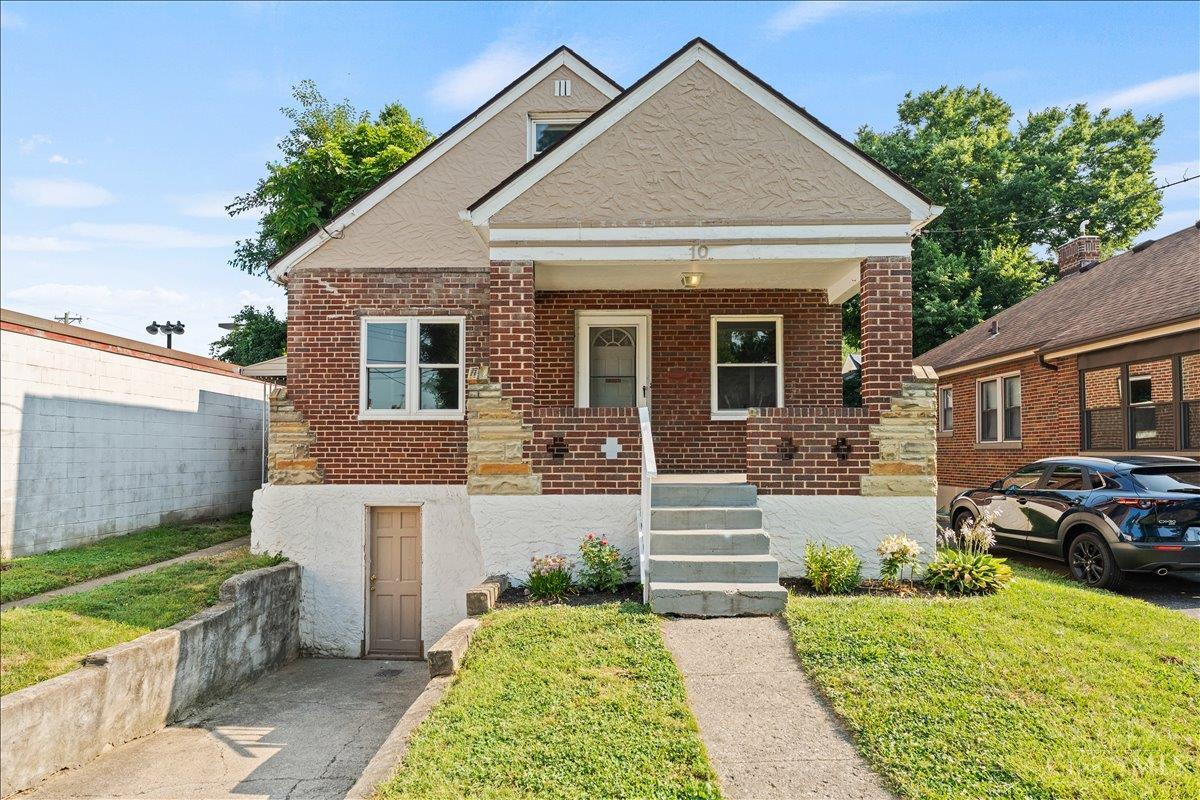 10 Hartwell Court, Cincinnati, OH, 45216 — photo 2