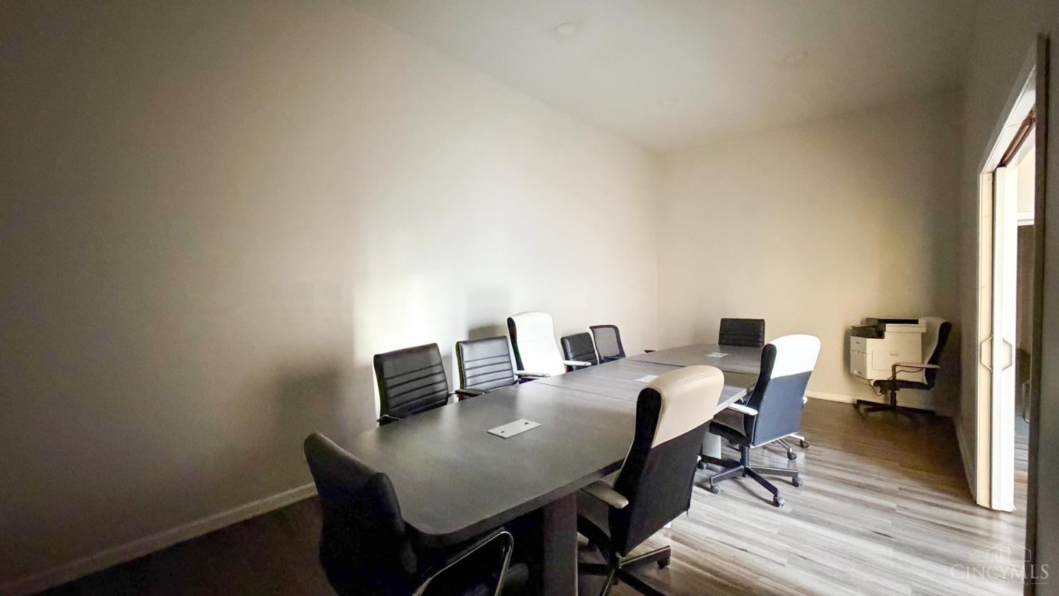 24 University Avenue, Cincinnati, OH, 45219 — photo 19