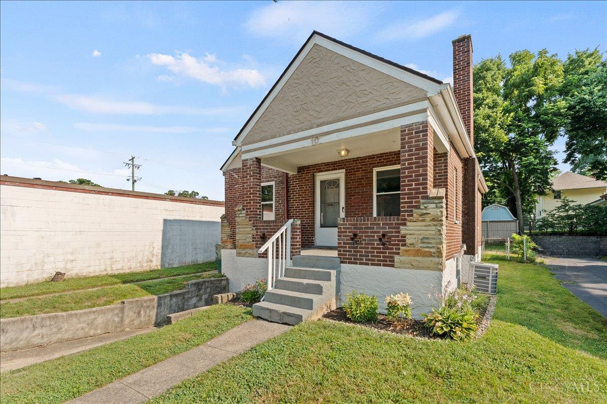10 Hartwell Court, Cincinnati, OH, 45216