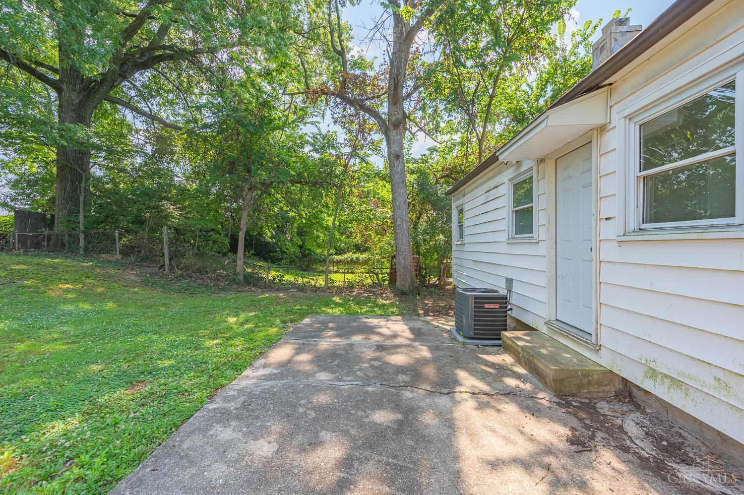 1914 Ashbrook Drive, Cincinnati, OH, 45238 — photo 18