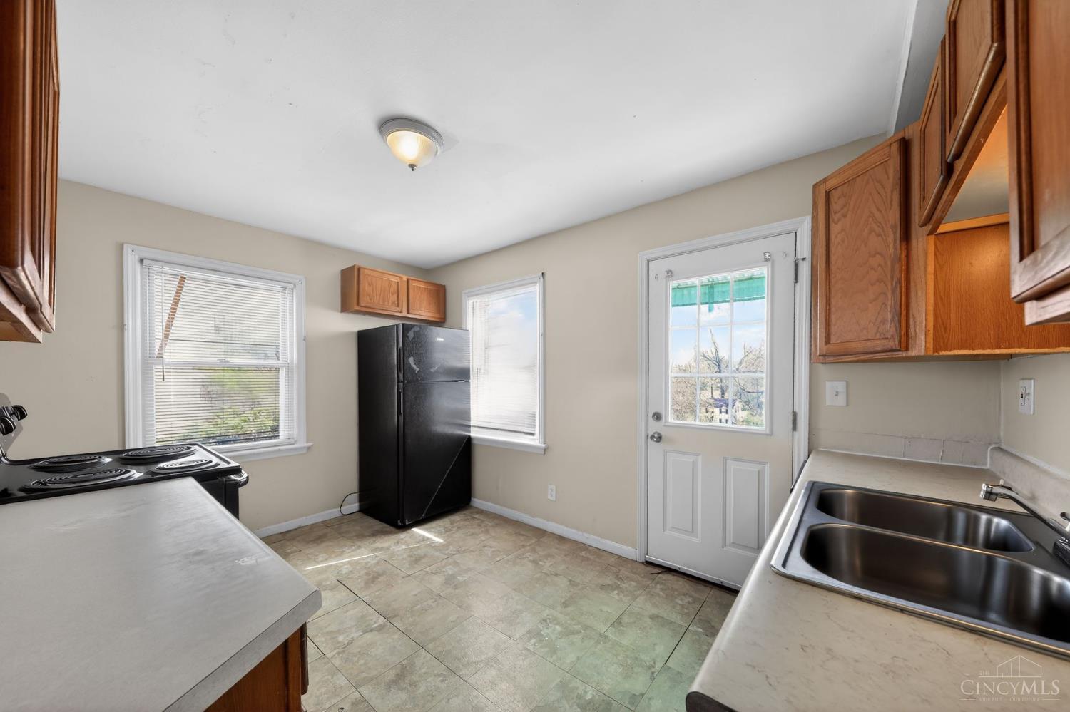 1893 Ashbrook Drive, Cincinnati, OH, 45238 — photo 17