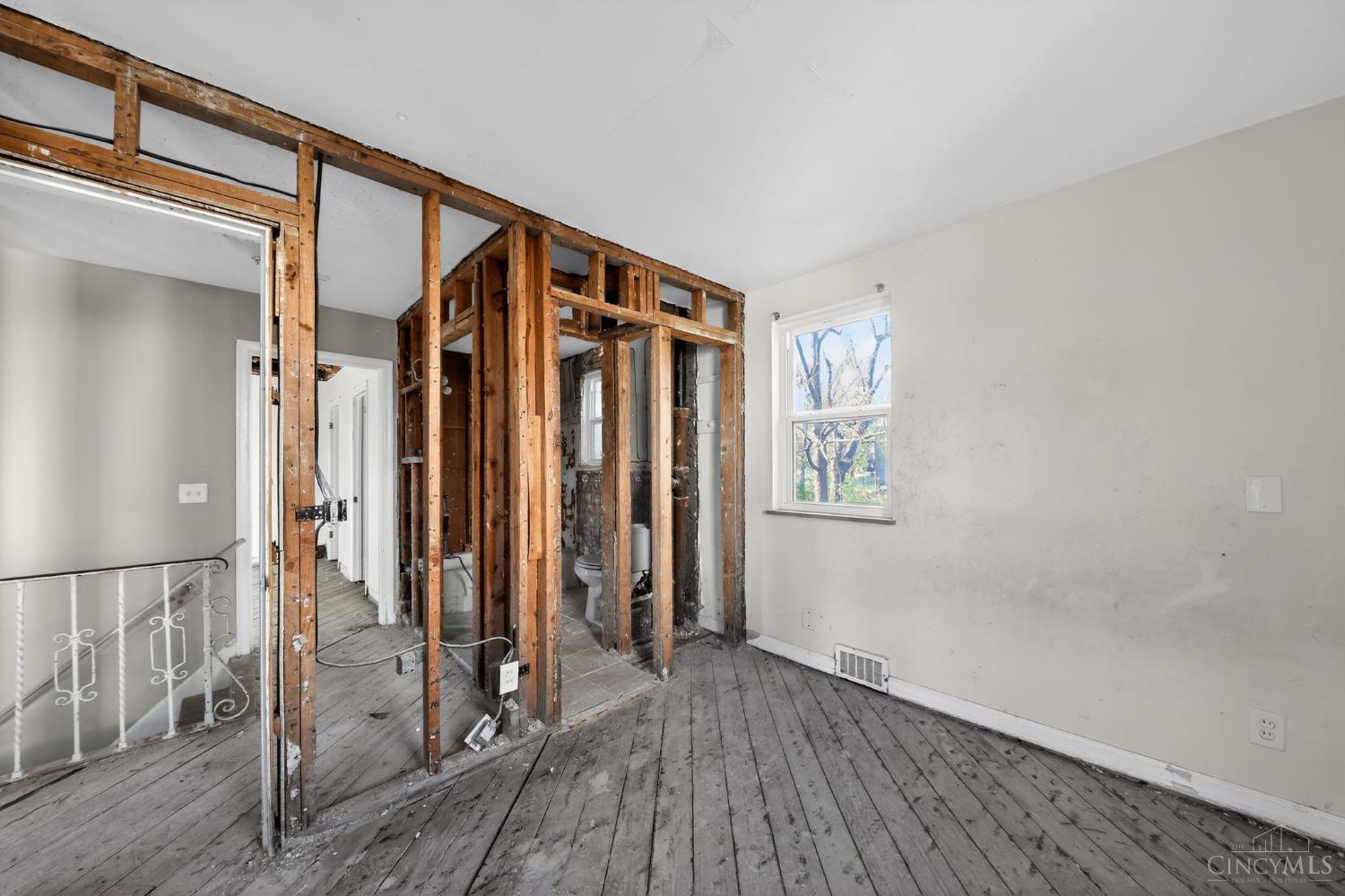 1608 Miramar Court, Cincinnati, OH, 45237 — photo 10