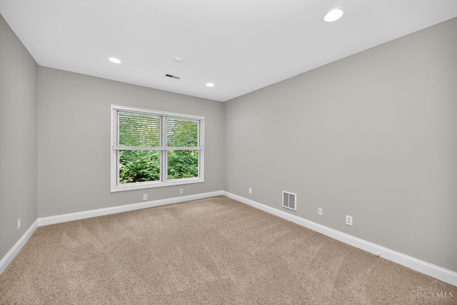 6607 Red Hawk Court, Hamilton Twp, OH, 45039 — photo 47