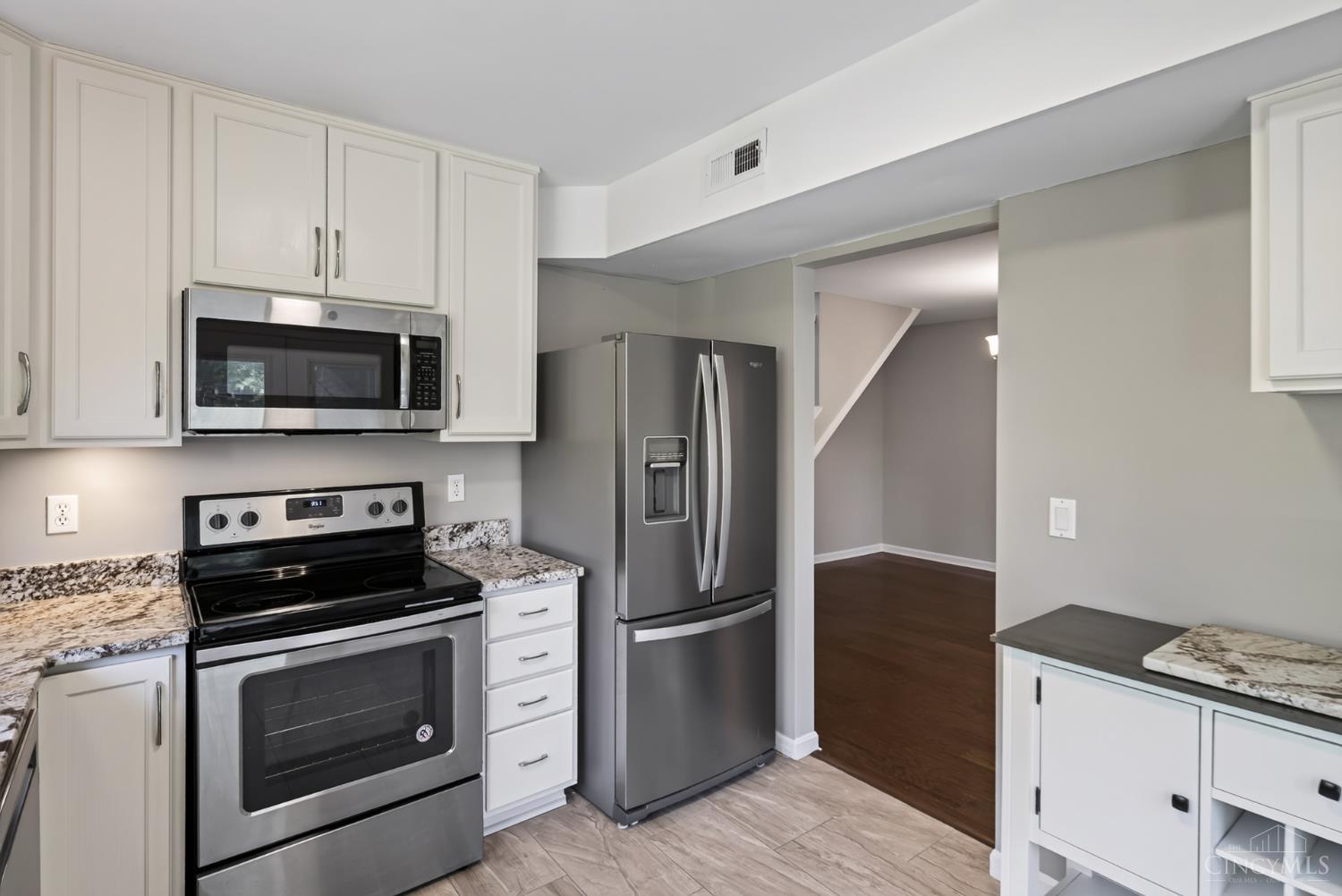 5574 Regimental PL, Cincinnati, OH, 45239 — photo 22