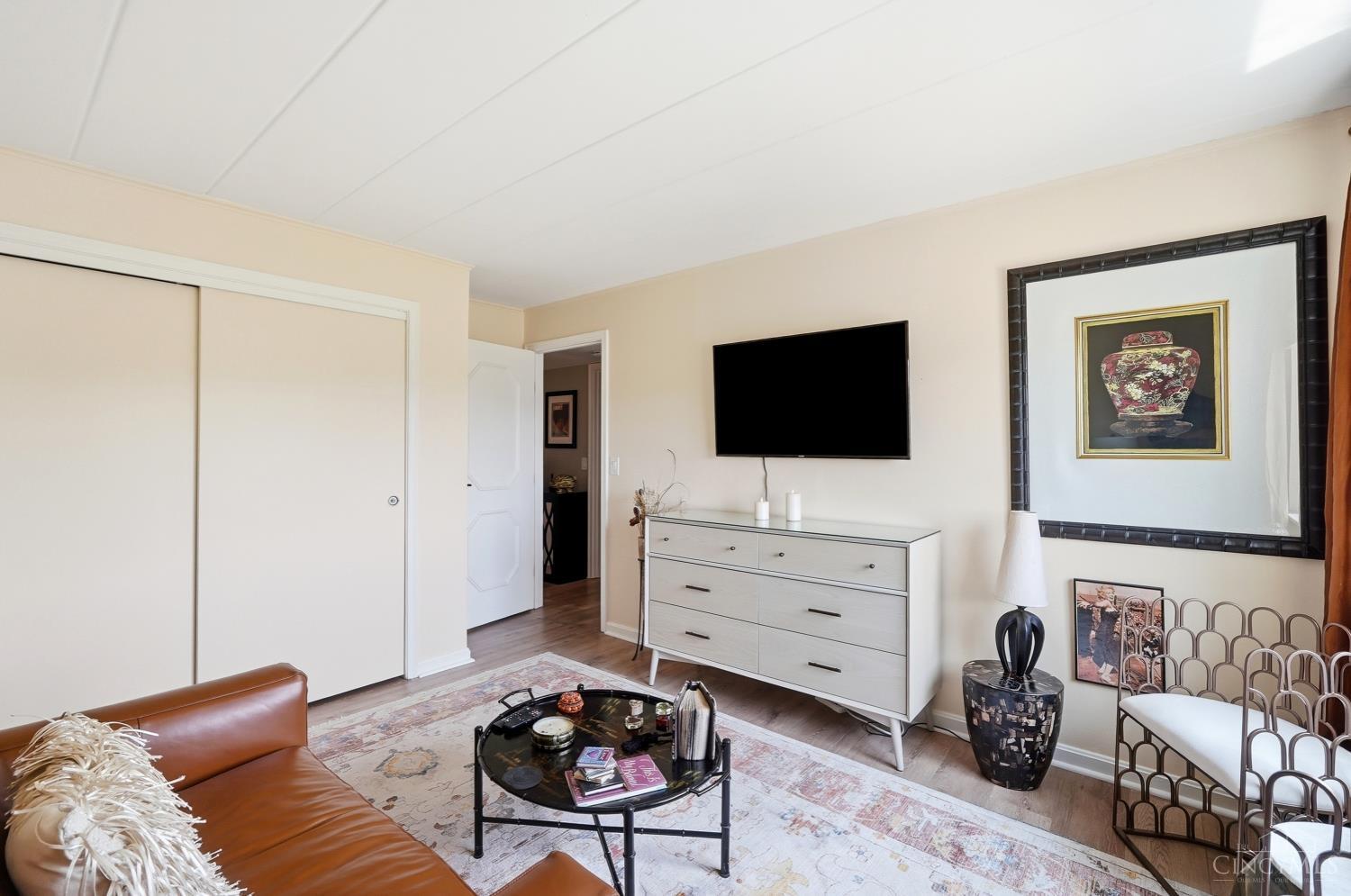 880 Rue De La Paix #A24, Cincinnati, OH, 45220 — photo 29