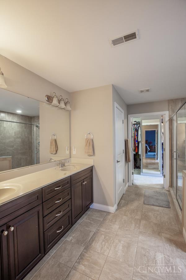 1779 Victoria Court, Wyoming, OH, 45215 — photo 16