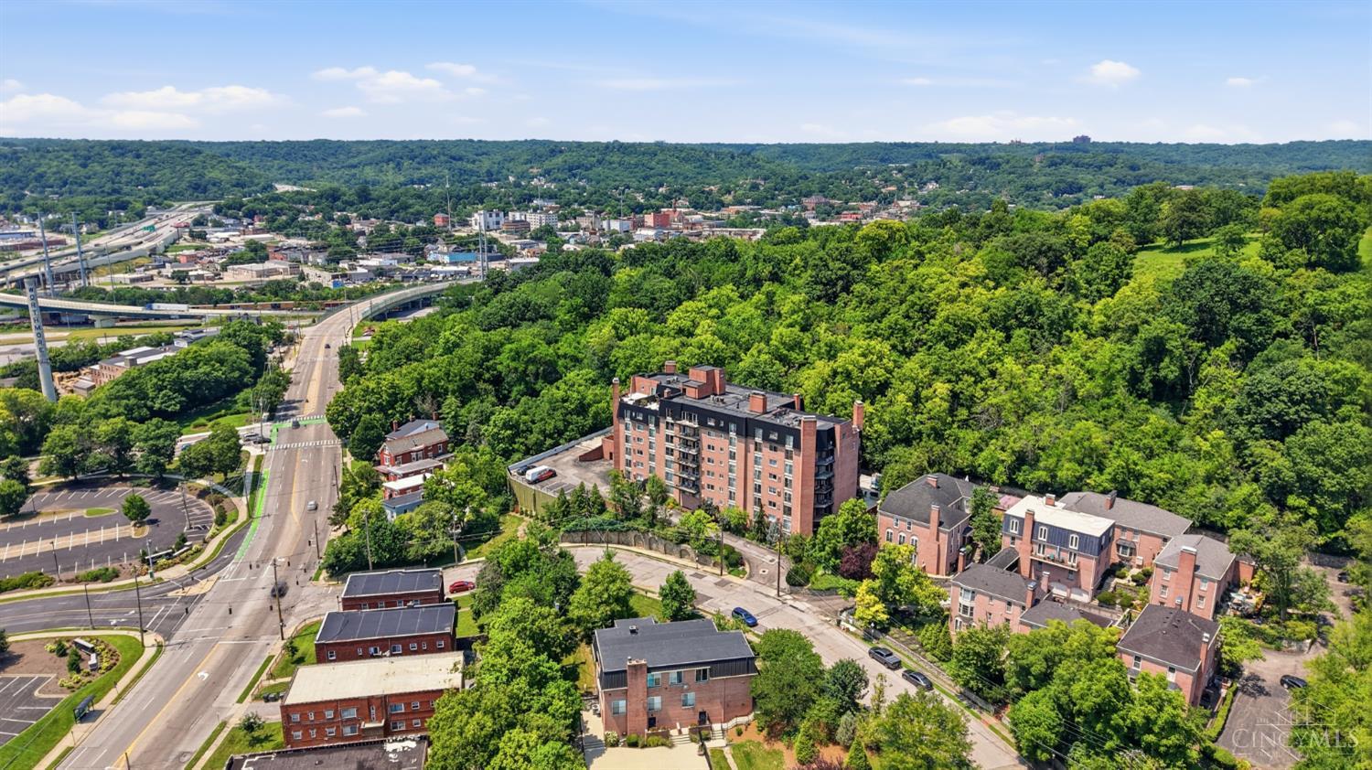 880 Rue De La Paix #A24, Cincinnati, OH, 45220 — photo 50