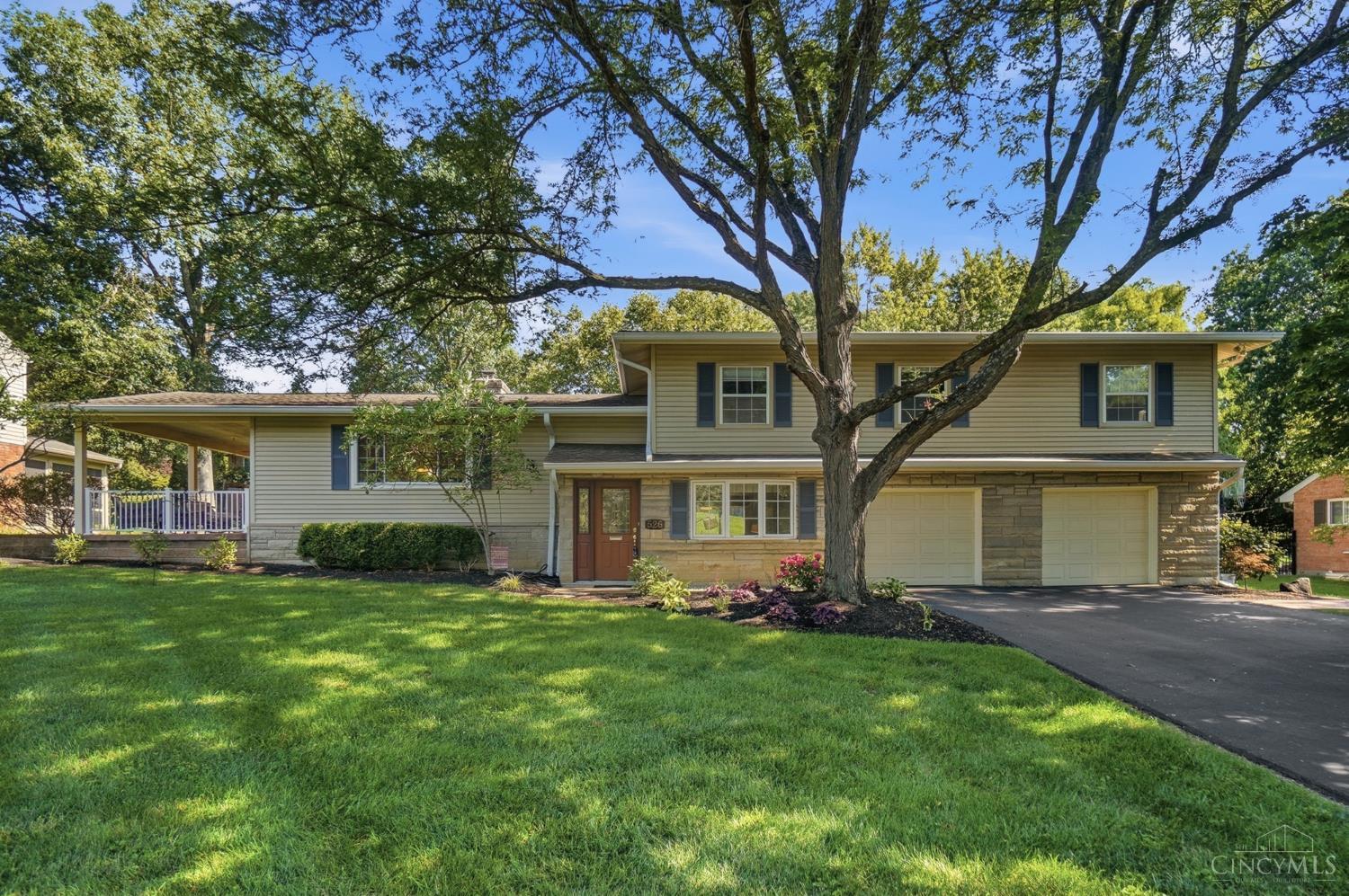 Homes for sale in Wyoming, OH | 526 Chisholm Trl, Wyoming, OH 45215 | MLS# 1886988