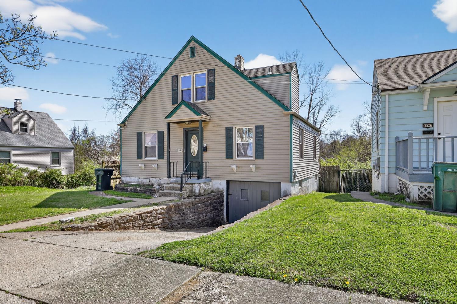 1893 Ashbrook Drive, Cincinnati, OH, 45238