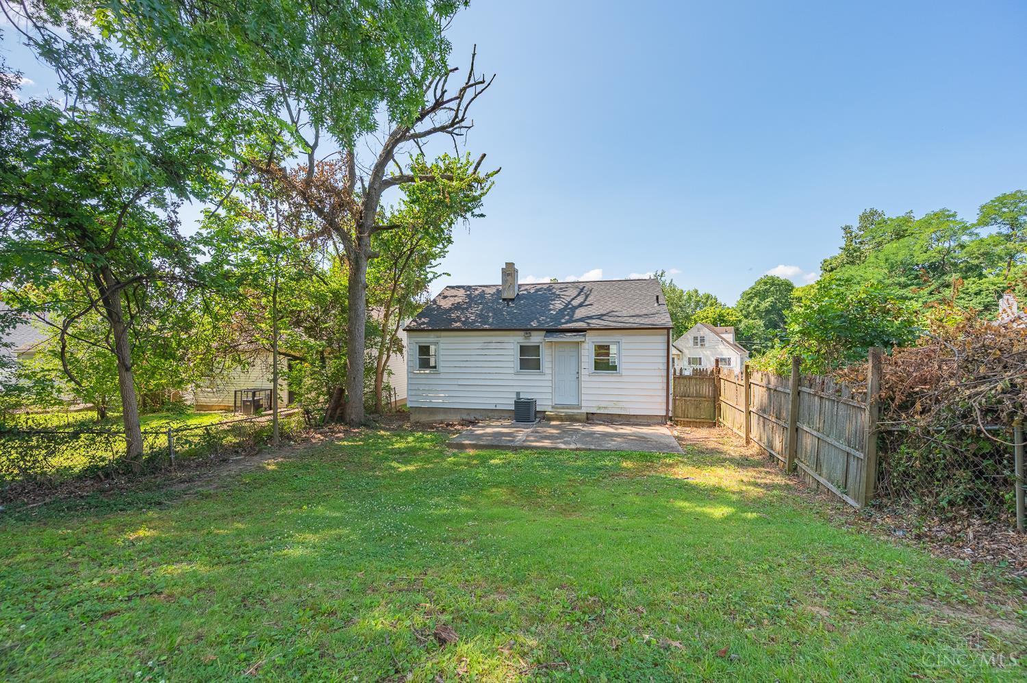1914 Ashbrook Drive, Cincinnati, OH, 45238 — photo 17