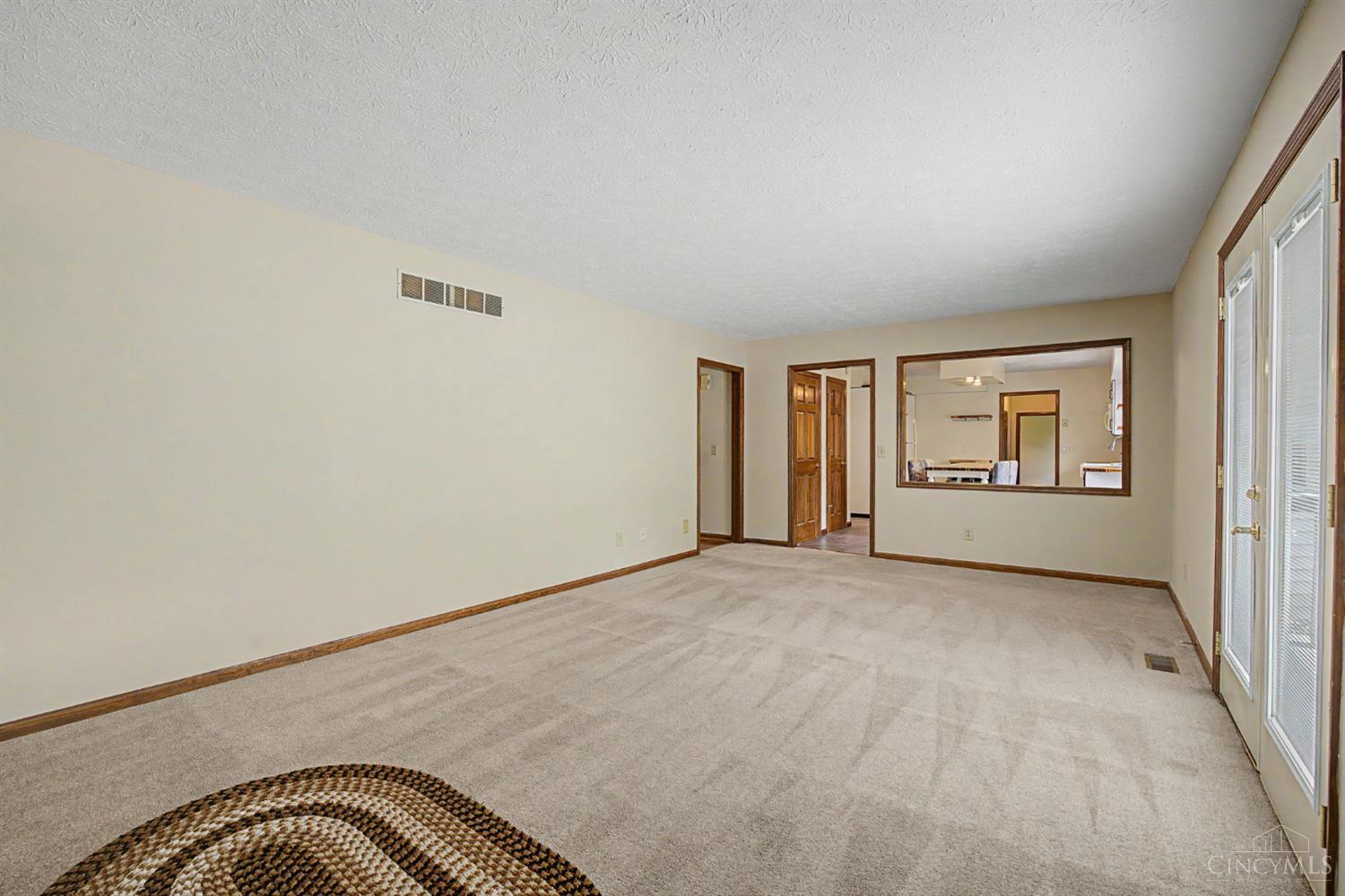 8295 Beckett Station Drive, West Chester, OH, 45069 — photo 11