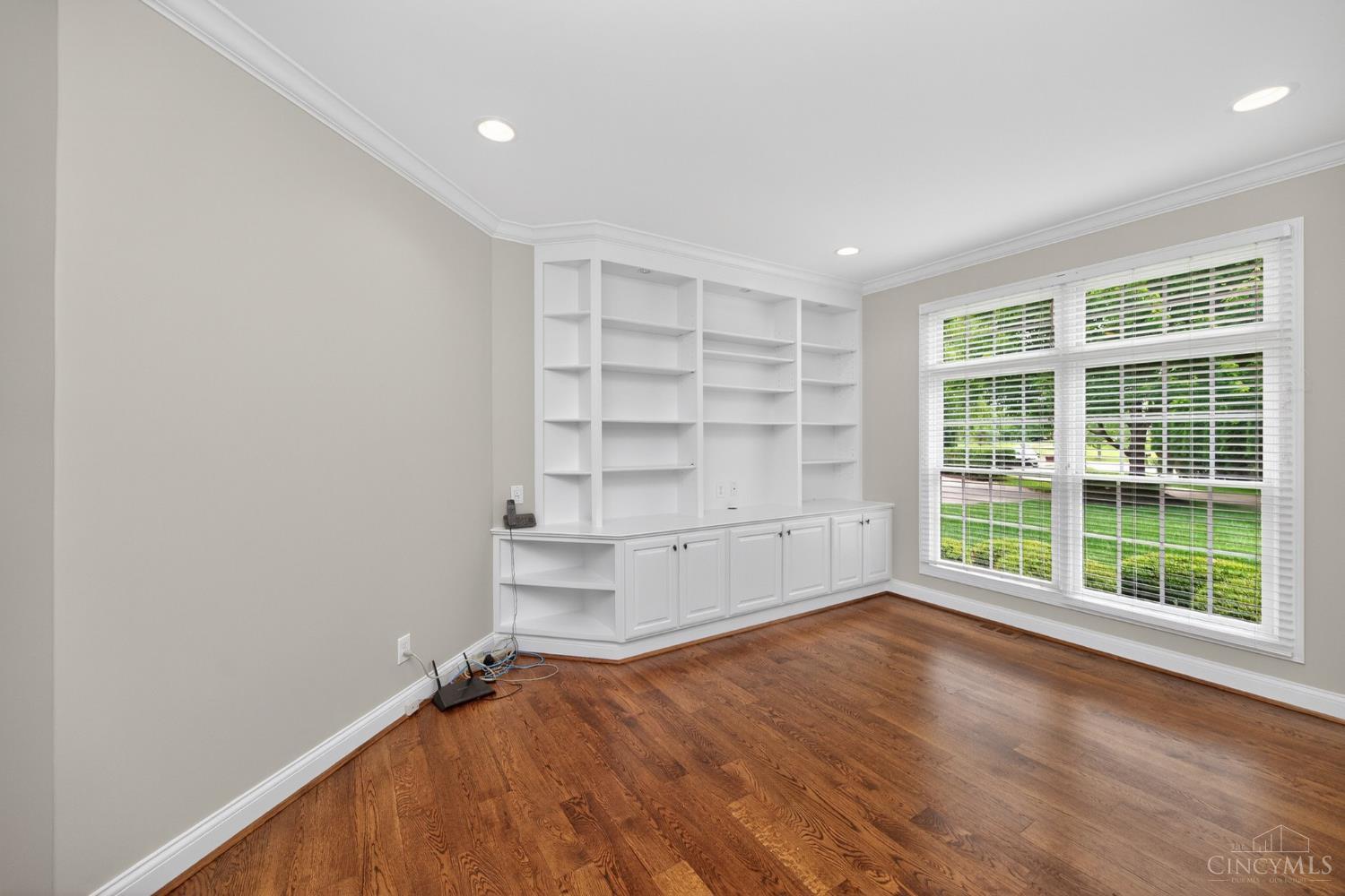 6607 Red Hawk Court, Hamilton Twp, OH, 45039 — photo 12