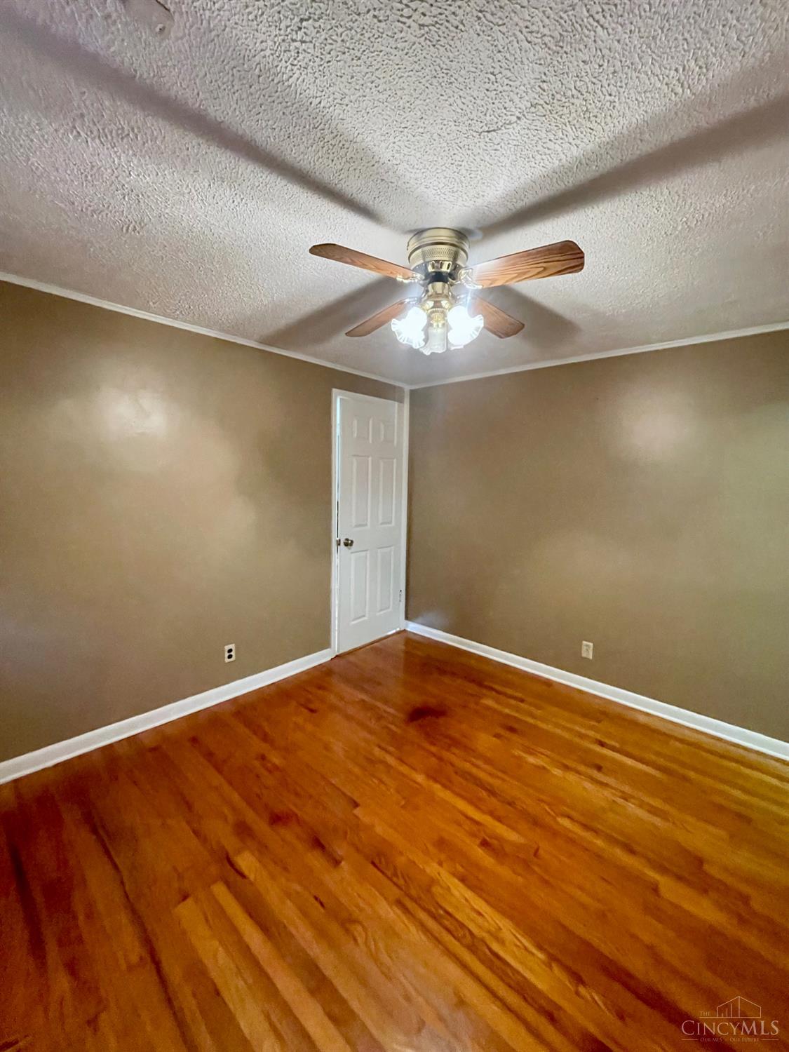 5621 Garrett Drive, Miami Twp, OH, 45150 — photo 11