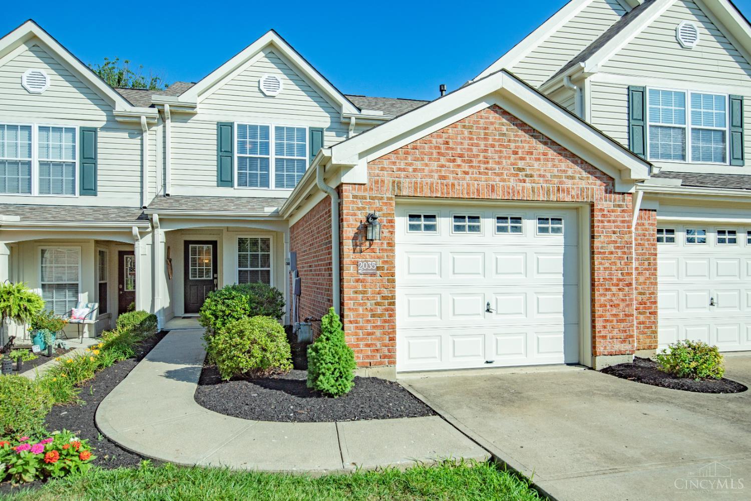 Homes for sale in Batavia Twp, OH | 2035 Commons Circle Dr #3C, Batavia Twp, OH 45103 | MLS# 1887181