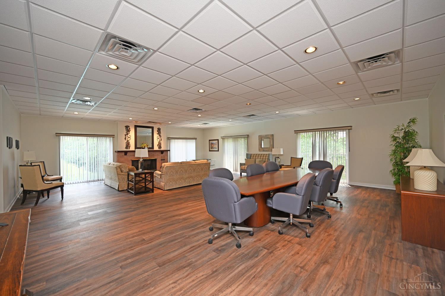 880 Rue De La Paix #A24, Cincinnati, OH, 45220 — photo 47