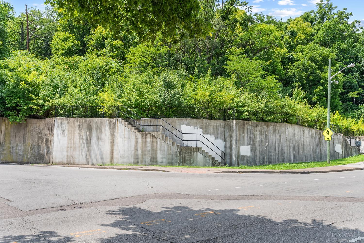 2358 Glenway Avenue, Cincinnati, OH, 45204 — photo 9