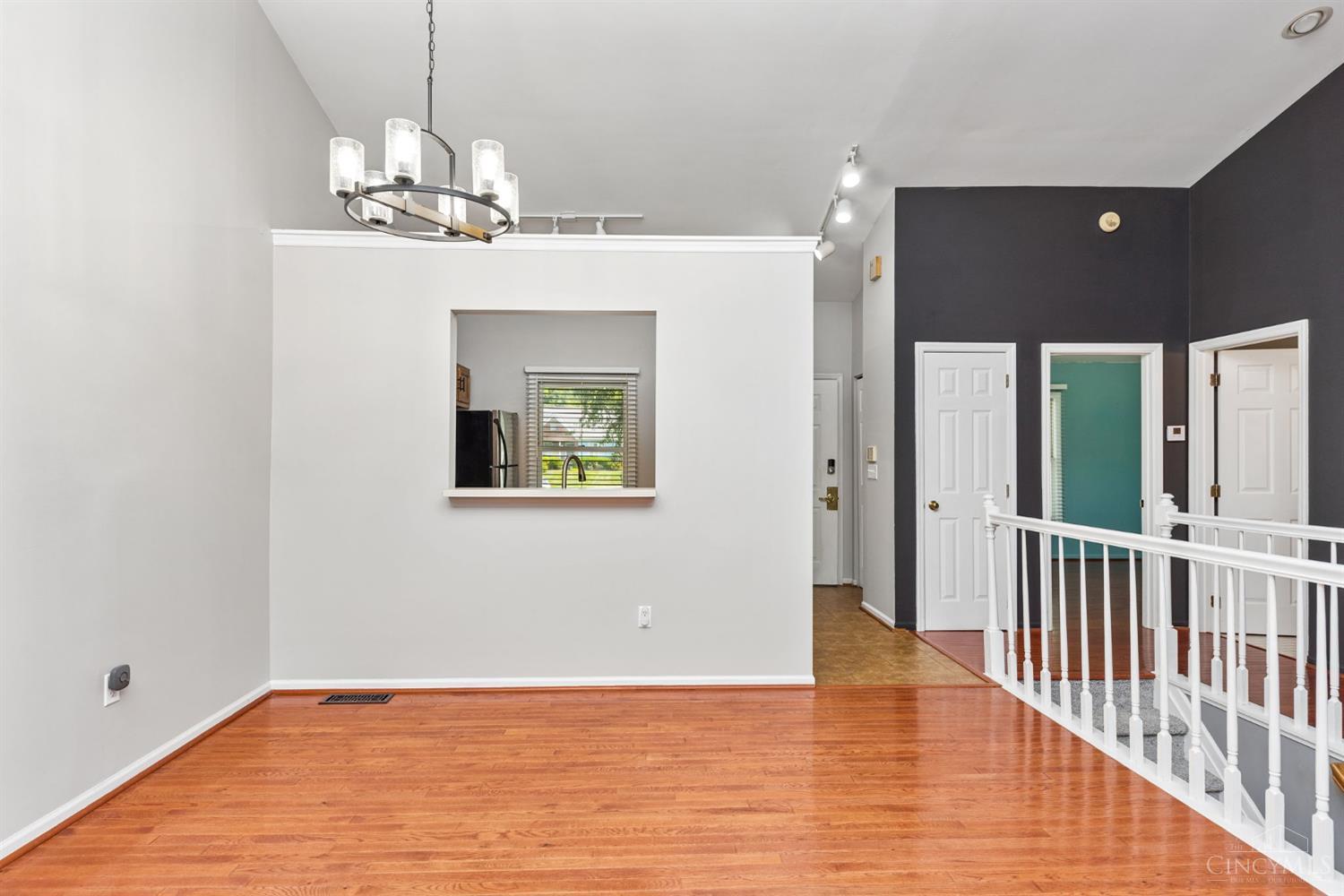 5477 Hanover Circle, Cincinnati, OH, 45230 — photo 6