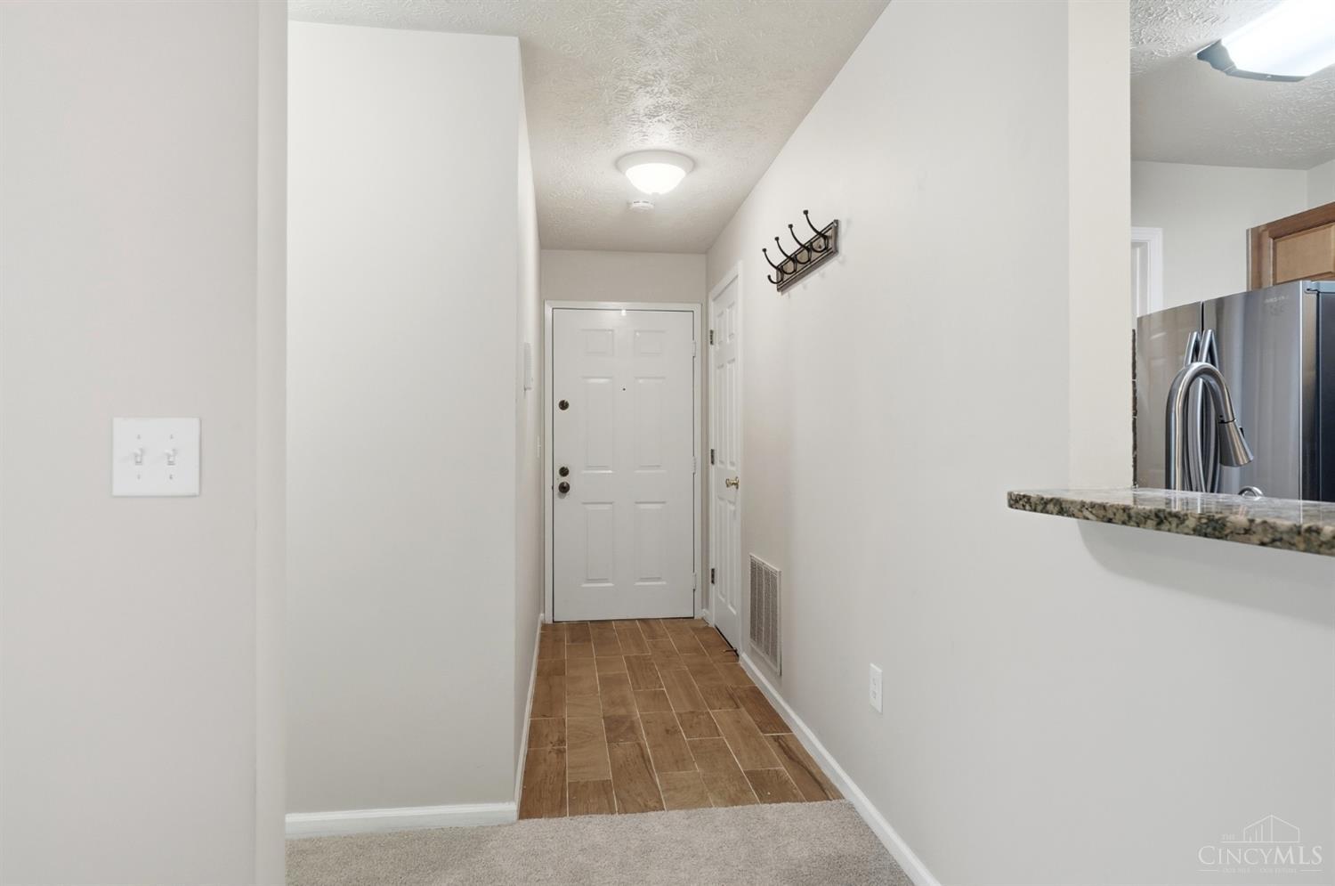7370 Ridgepoint Drive #6, Anderson Twp, OH, 45230 — photo 19
