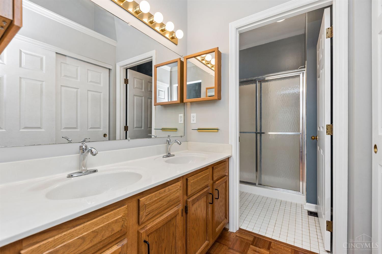 5477 Hanover Circle, Cincinnati, OH, 45230 — photo 16