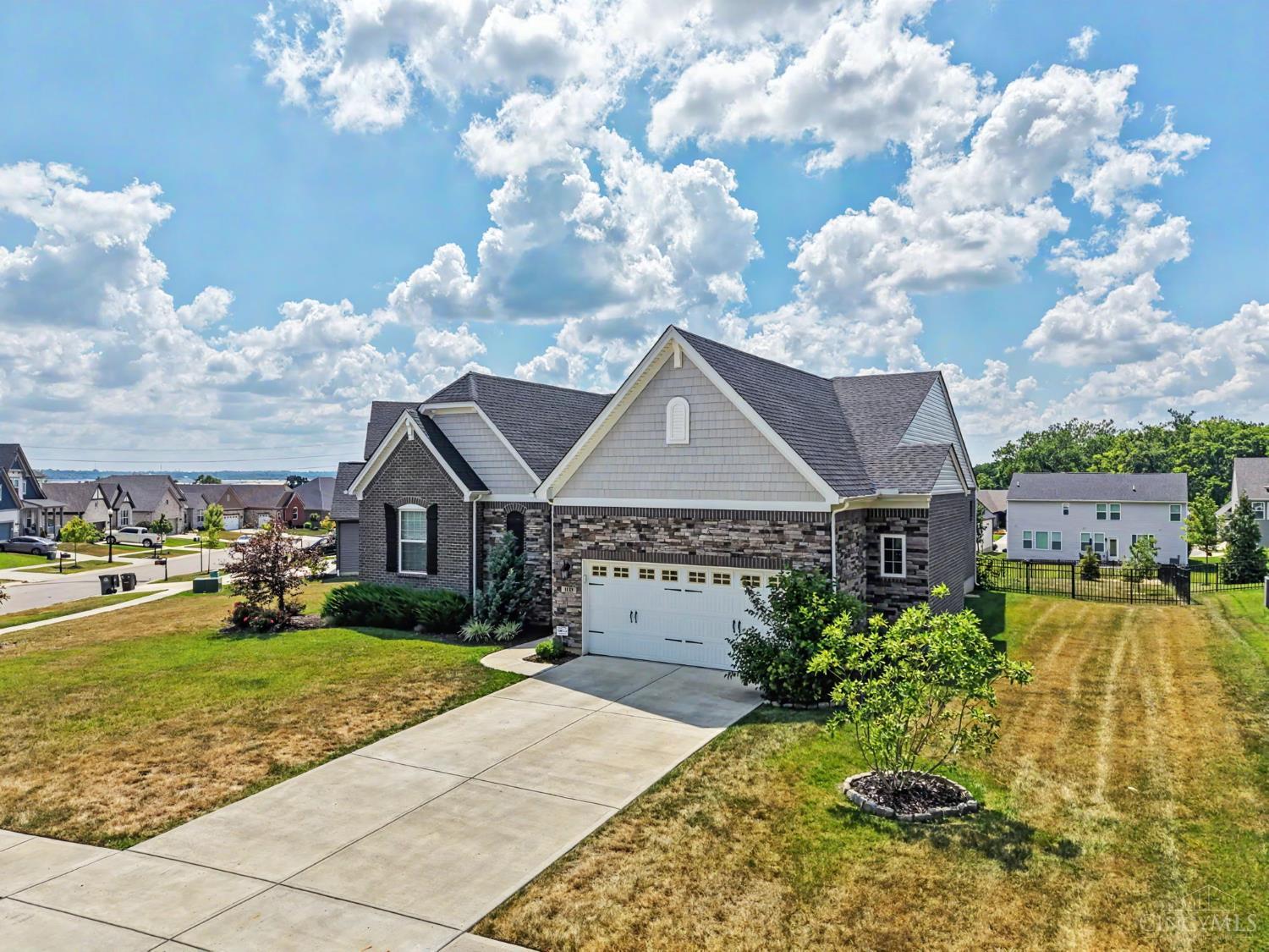 1179 Broadmoor Lane, Turtle Creek Twp, OH, 45036 — photo 2