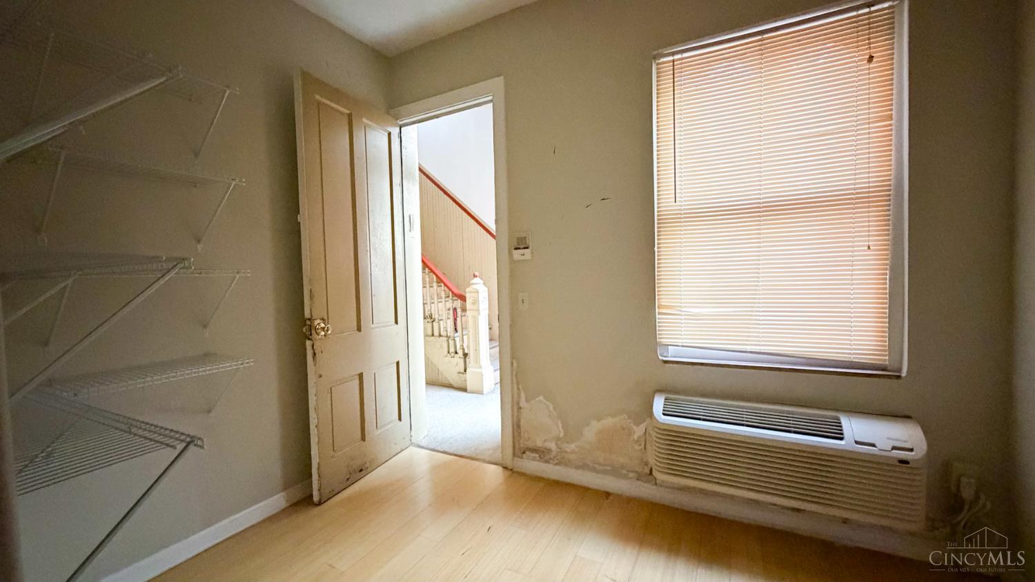 24 University Avenue, Cincinnati, OH, 45219 — photo 11