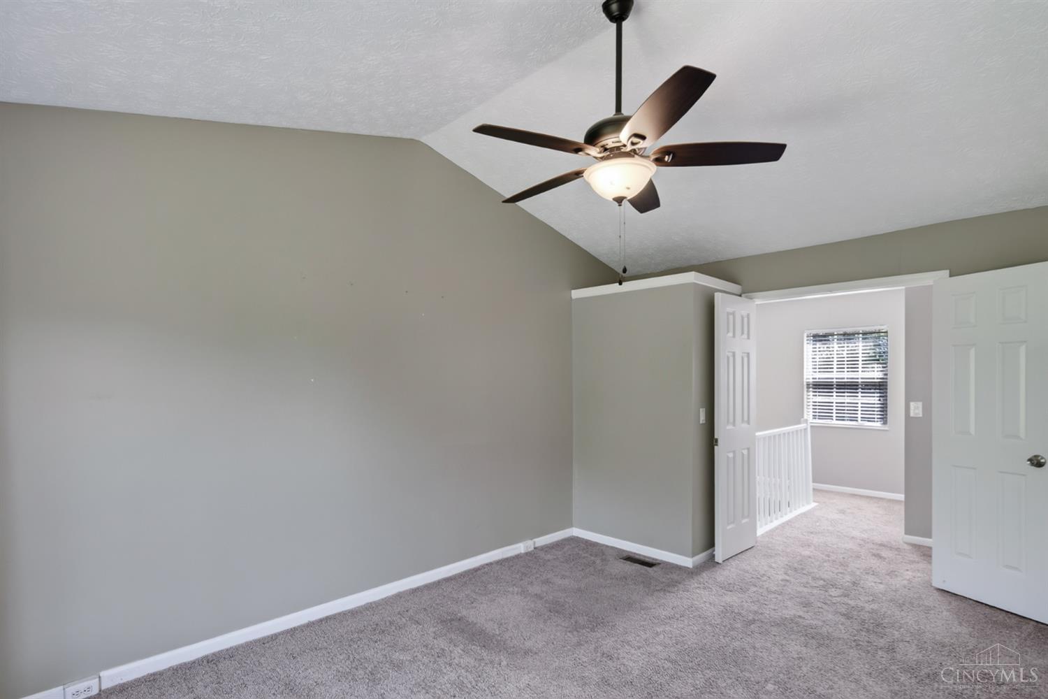 5574 Regimental PL, Cincinnati, OH, 45239 — photo 29
