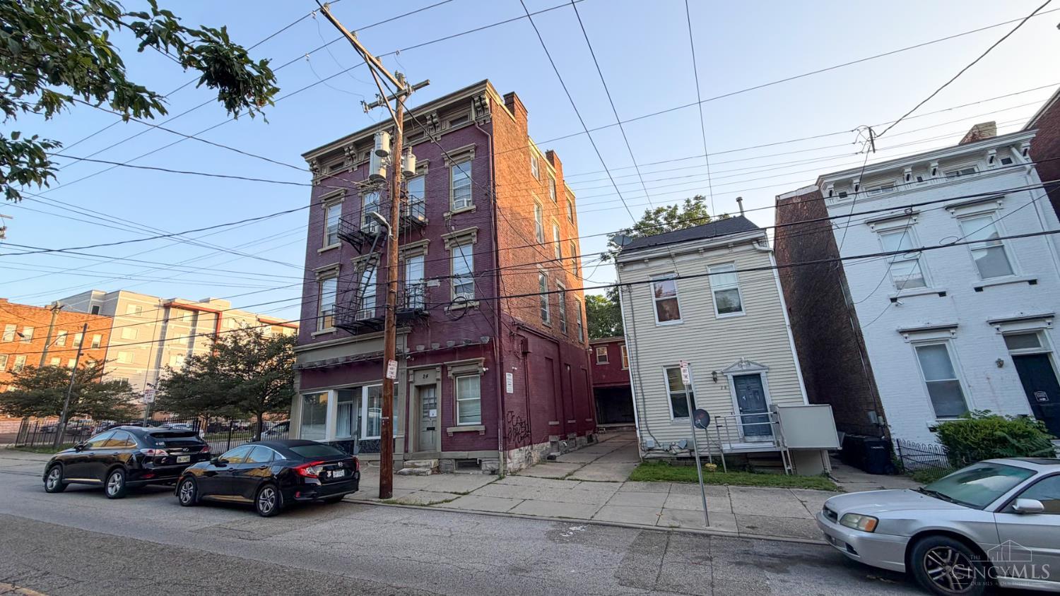24 University Avenue, Cincinnati, OH, 45219 — photo 4