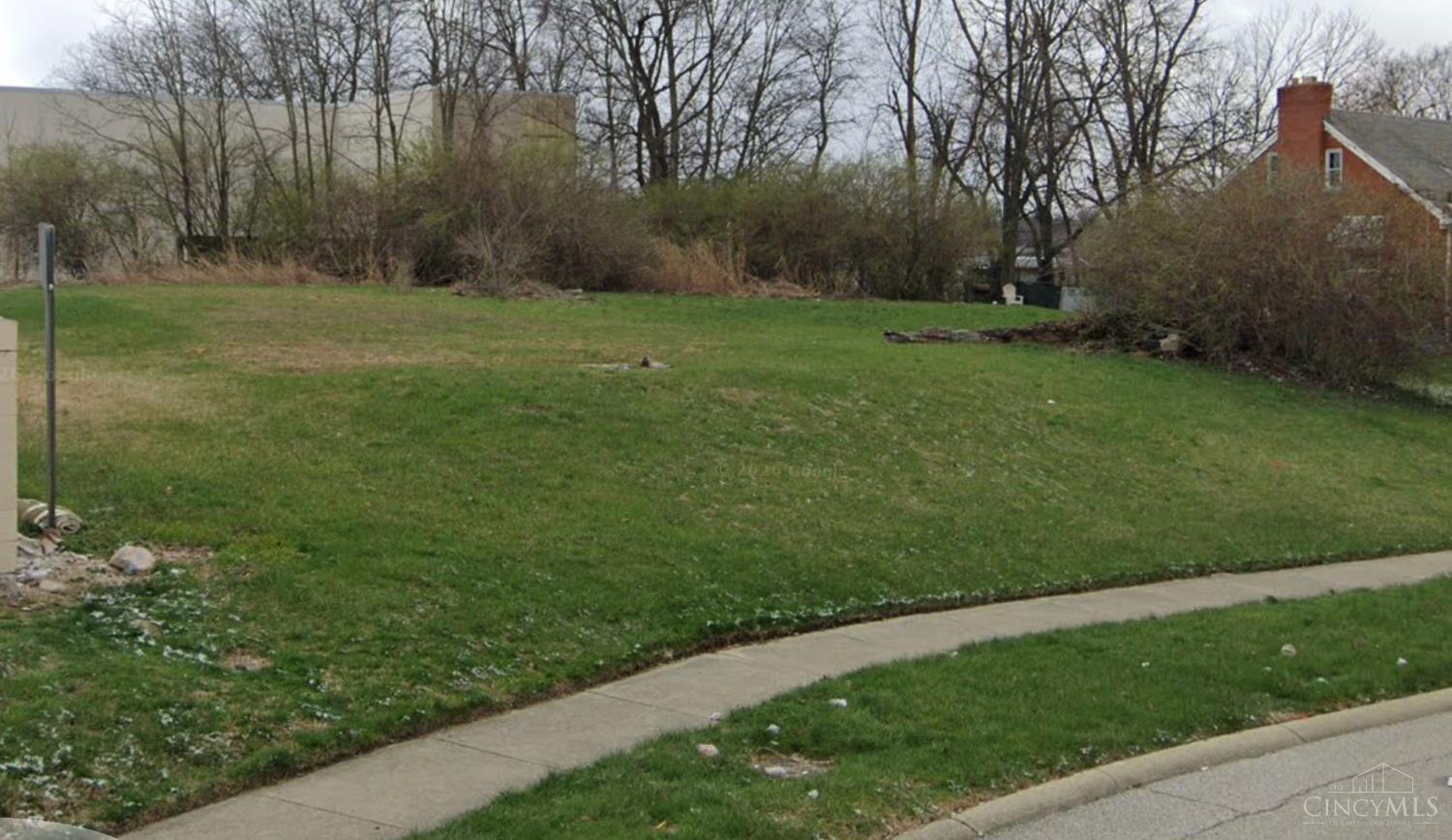 3235 Brater Avenue, Cincinnati, OH, 45211