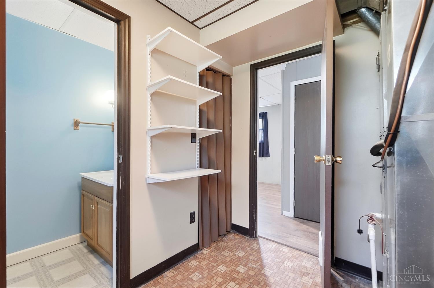 9873 Greenriver Drive, Colerain Twp, OH, 45231 — photo 40