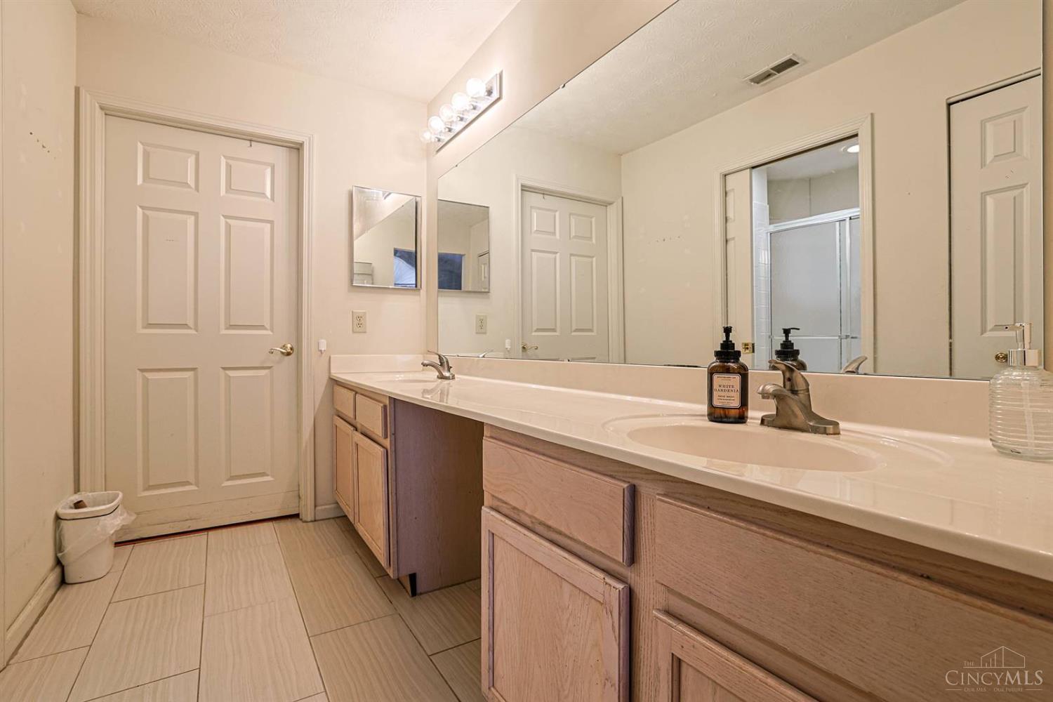 12010 Maxim Way, Symmes Twp, OH, 45249 — photo 18