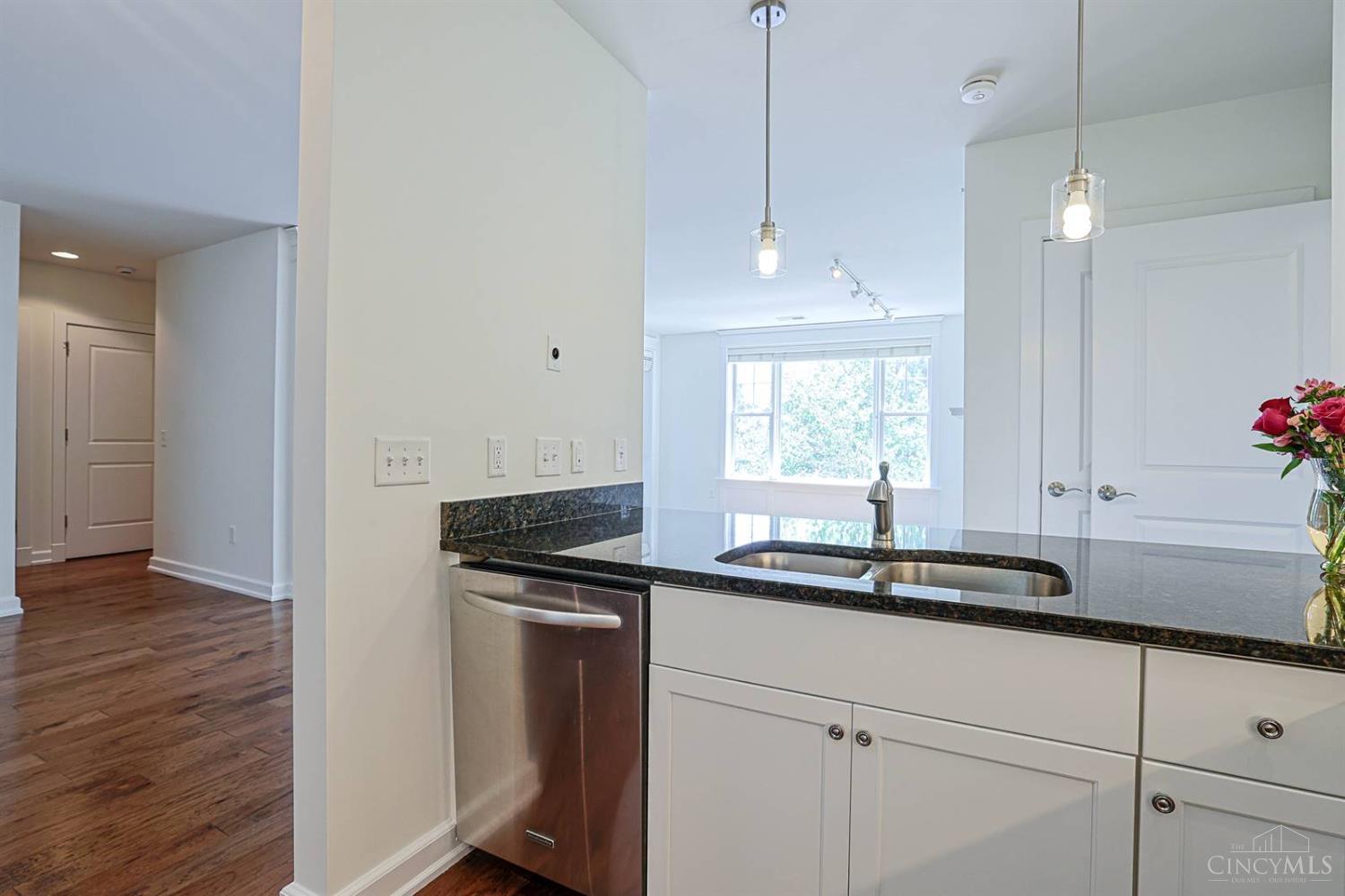 3901 West Street #208, Mariemont, OH, 45227 — photo 15