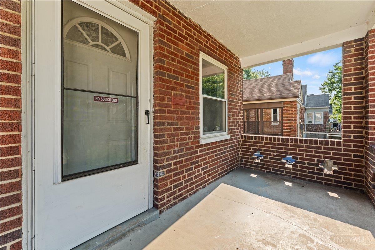 10 Hartwell Court, Cincinnati, OH, 45216 — photo 3