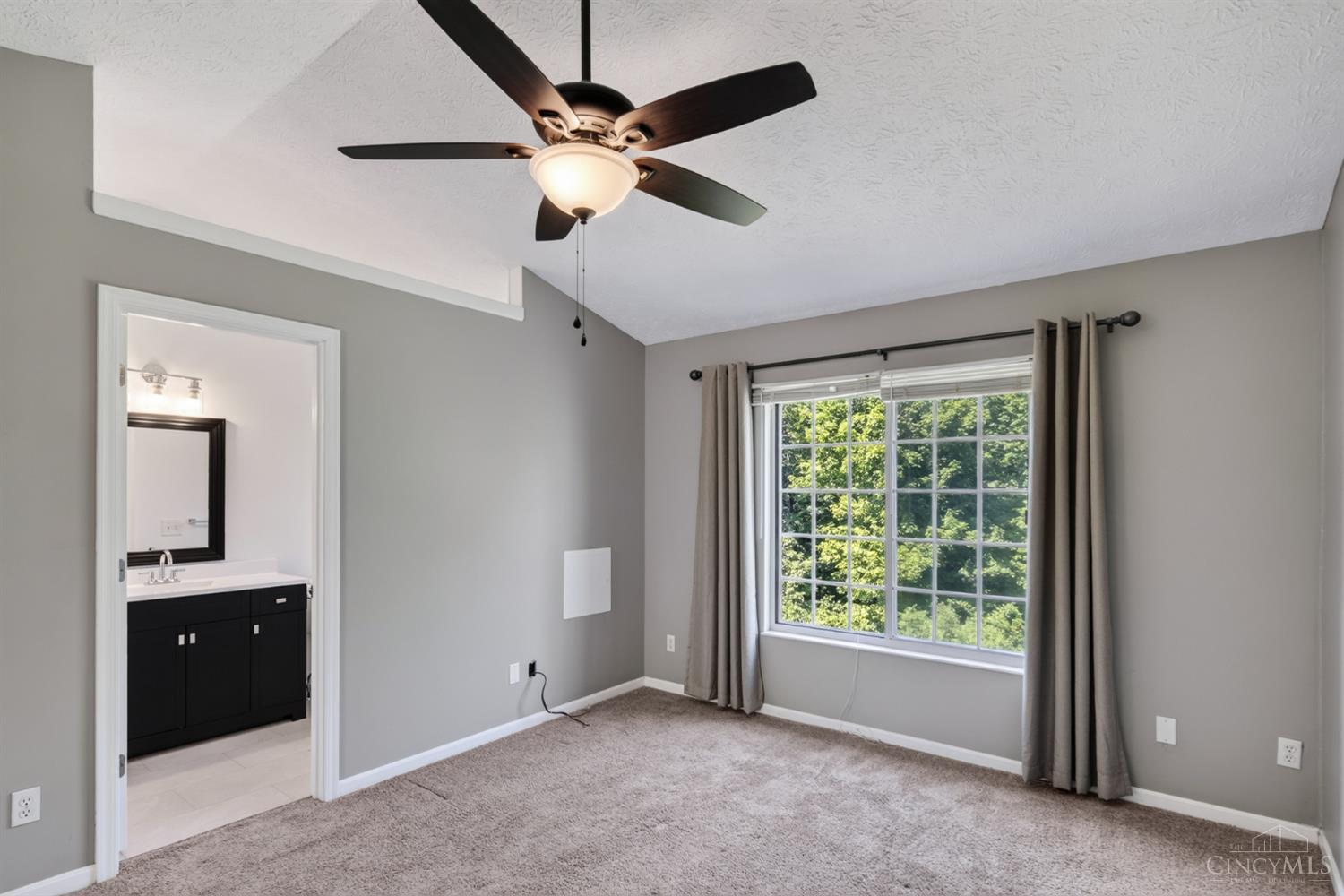5574 Regimental PL, Cincinnati, OH, 45239 — photo 27