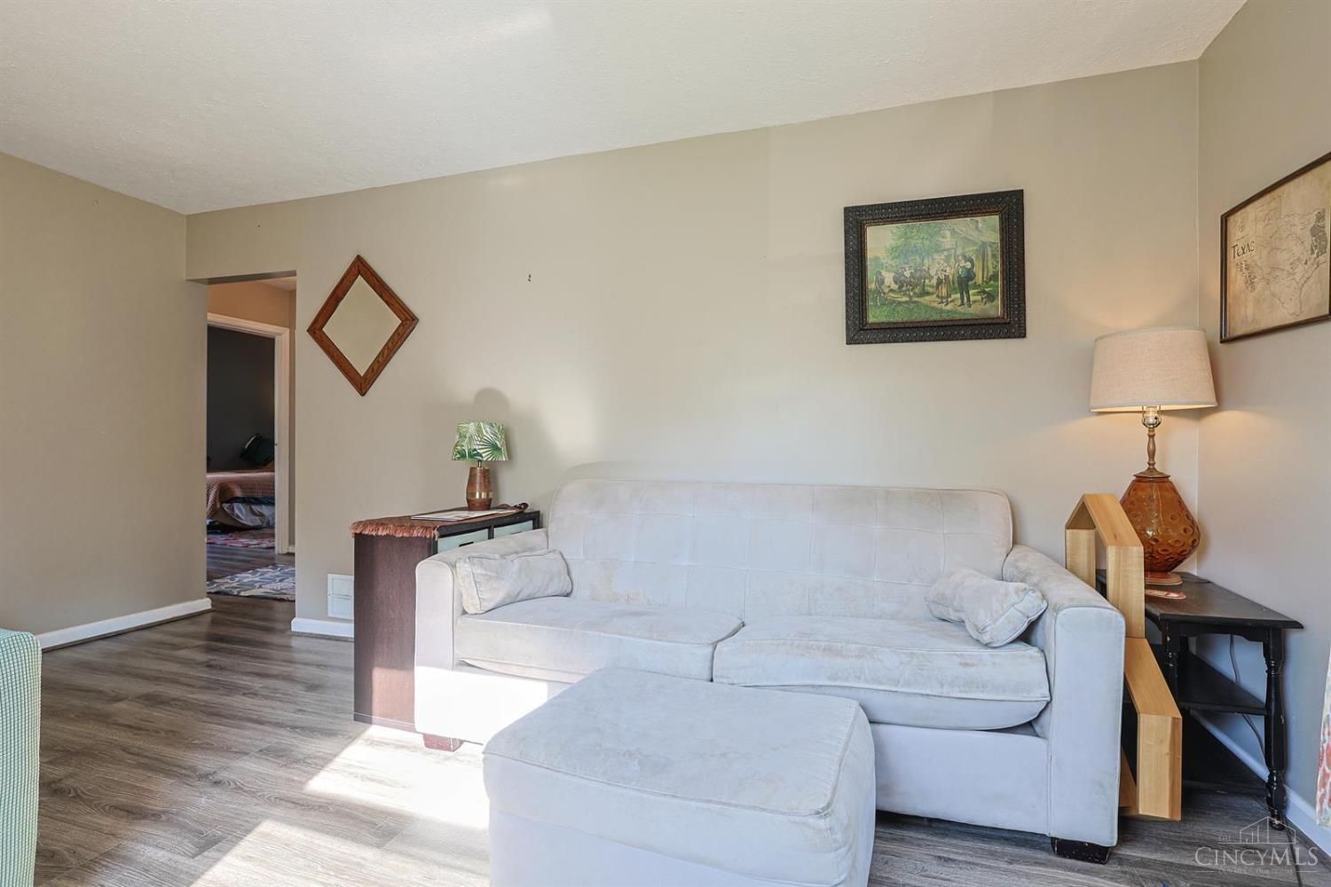 2707 Redfield Place, Cincinnati, OH, 45230 — photo 6