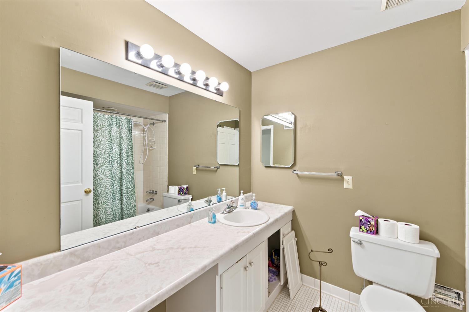 7513 Golf Green Drive, Montgomery, OH, 45242 — photo 23
