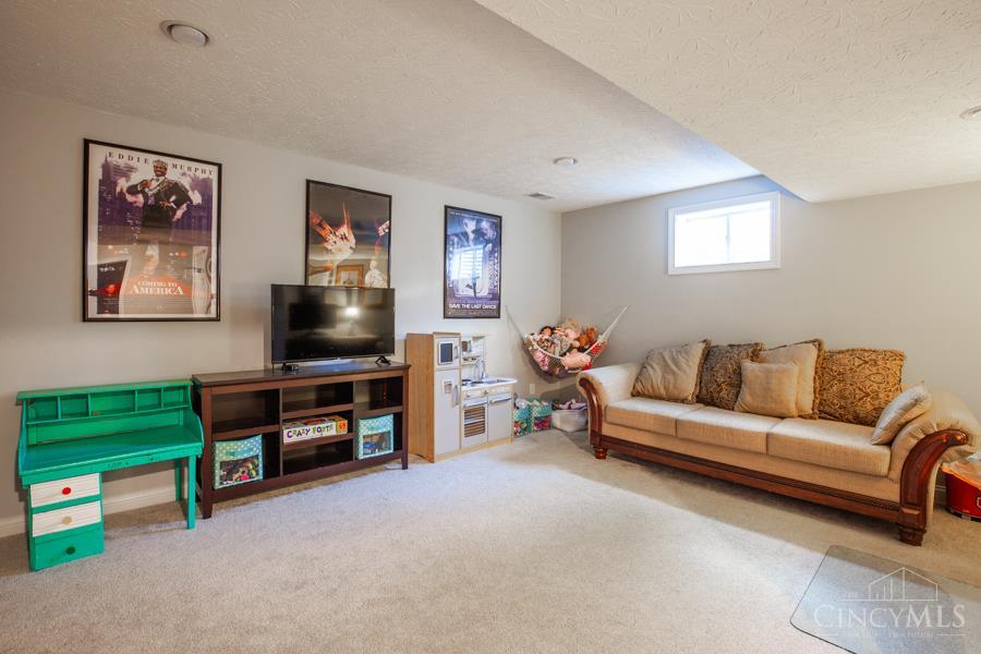1779 Victoria Court, Wyoming, OH, 45215 — photo 30