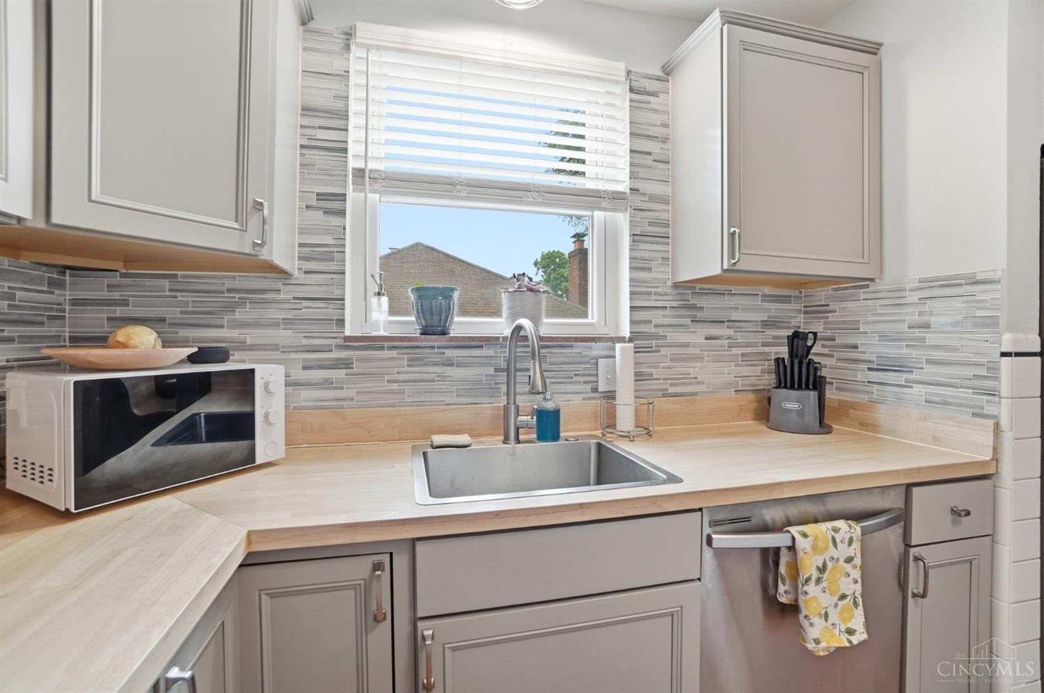 1035 Cheyenne Drive, Cincinnati, OH, 45216 — photo 24