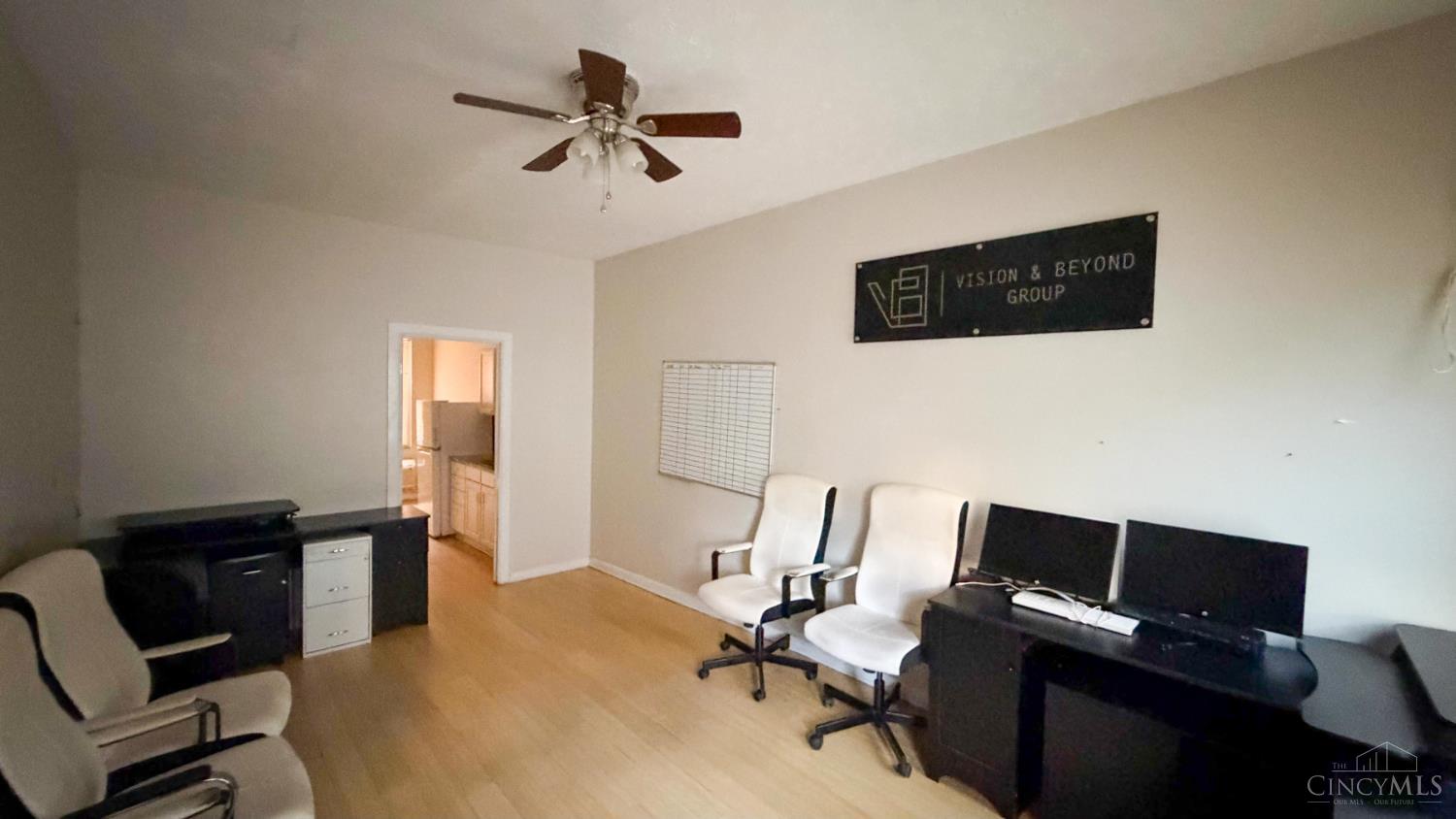 24 University Avenue, Cincinnati, OH, 45219 — photo 7